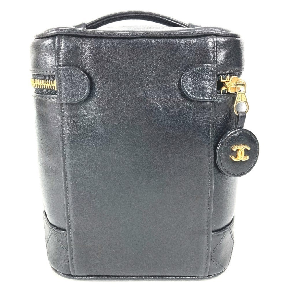 CHANEL Black Leather Logo Pouch - Picture 2 of 16